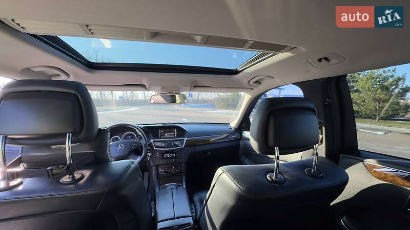 Универсал Mercedes-Benz E-Class 2012 в Житомире