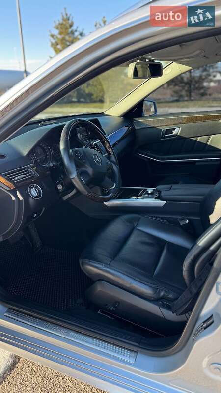Универсал Mercedes-Benz E-Class 2012 в Житомире