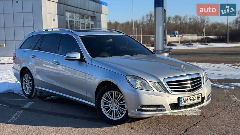Универсал Mercedes-Benz E-Class 2012 в Житомире