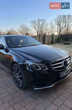 Седан Mercedes-Benz E-Class 2013 в Стрию