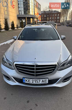 Універсал Mercedes-Benz E-Class 2014 в Кривому Розі