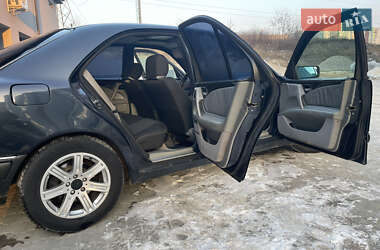 Седан Mercedes-Benz E-Class 1996 в 