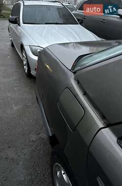 Седан Mercedes-Benz E-Class 1988 в 