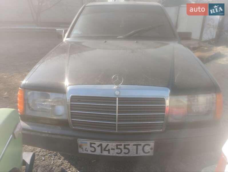 Седан Mercedes-Benz E-Class 1989 в 