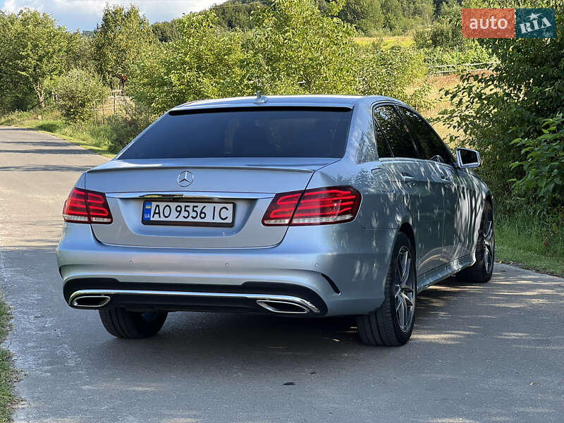Седан Mercedes-Benz E-Class 2015 в Сваляве