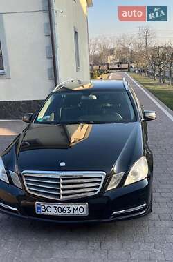 Универсал Mercedes-Benz E-Class 2012 в 