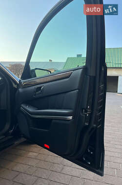 Универсал Mercedes-Benz E-Class 2012 в 