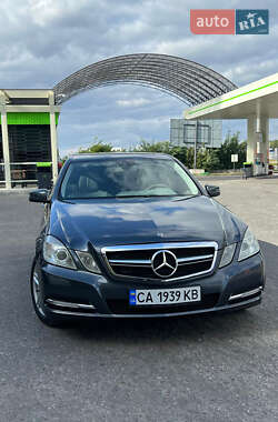 Седан Mercedes-Benz E-Class 2012 в 