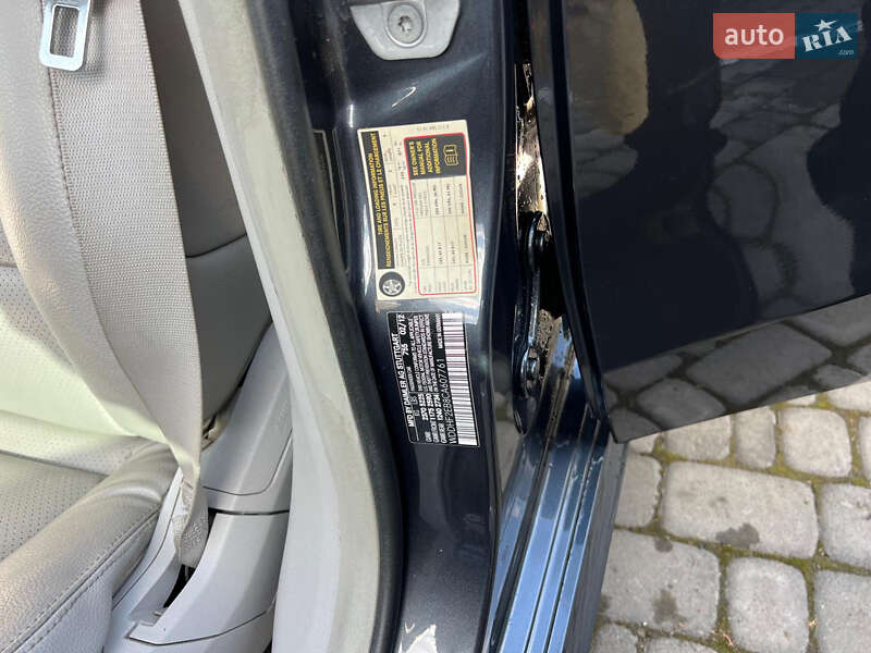 Седан Mercedes-Benz E-Class 2012 в Звенигородці