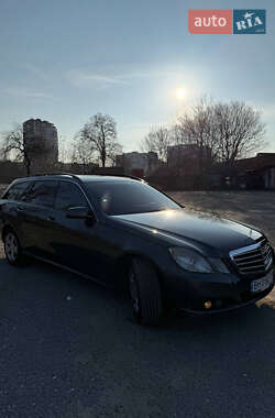 Универсал Mercedes-Benz E-Class 2011 в 