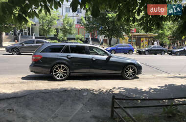 Универсал Mercedes-Benz E-Class 2011 в 