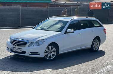 Універсал Mercedes-Benz E-Class 2012 в Хусті