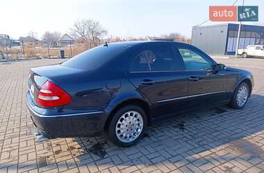 Седан Mercedes-Benz E-Class 2005 в Днепре