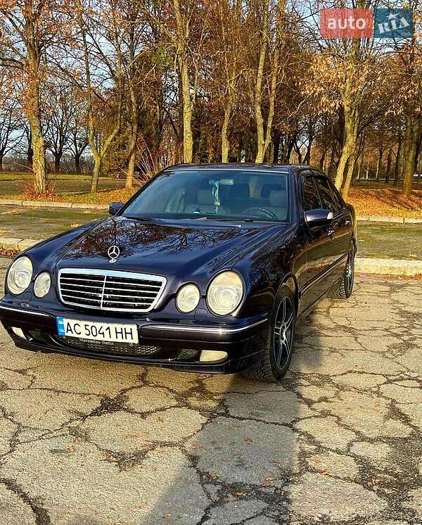 Mercedes-Benz E-Class 2001 Mercedes-Benz E-Class 2001