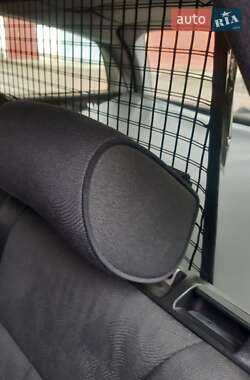 Универсал Mercedes-Benz E-Class 2000 в 