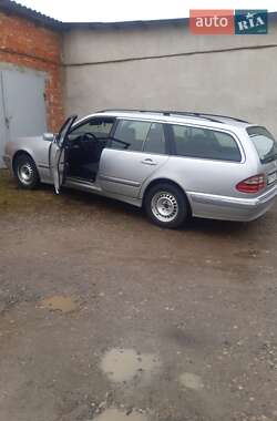 Универсал Mercedes-Benz E-Class 2000 в 