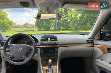 Седан Mercedes-Benz E-Class 2003 в 