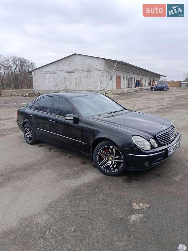 Mercedes-Benz E-Class 2002