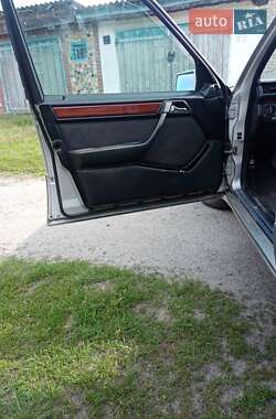 Универсал Mercedes-Benz E-Class 1996 в  фото 2 Универсал Mercedes-Benz E-Class 1996 в