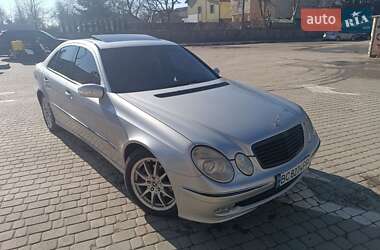Седан Mercedes-Benz E-Class 2003 в 
