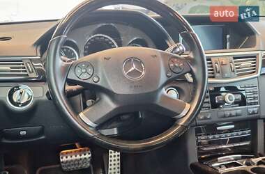 Седан Mercedes-Benz E-Class 2009 в 