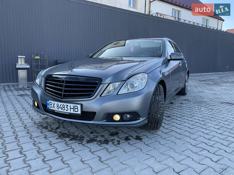 Седан Mercedes-Benz E-Class 2011 в Каменец-Подольском