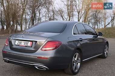 Седан Mercedes-Benz E-Class 2018 в 