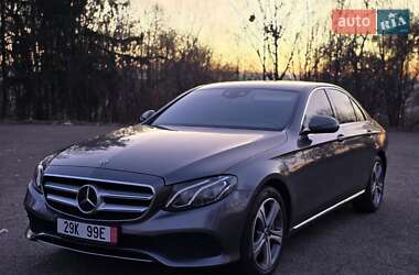 Седан Mercedes-Benz E-Class 2018 в 