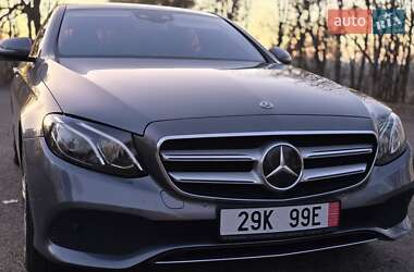 Седан Mercedes-Benz E-Class 2018 в 