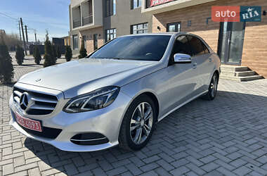 Седан Mercedes-Benz E-Class 2014 в Черновцах