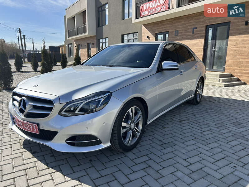 Седан Mercedes-Benz E-Class 2014 в Черновцах