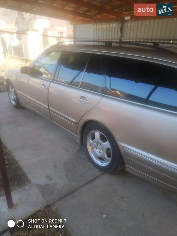 Універсал Mercedes-Benz E-Class 2001 в Виноградові