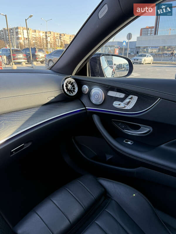Купе Mercedes-Benz E-Class 2017 в Львові
