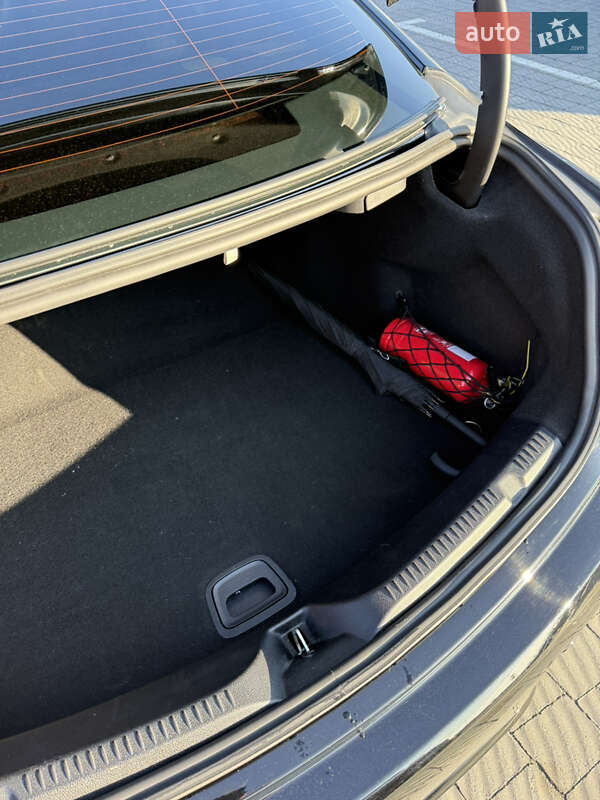 Купе Mercedes-Benz E-Class 2017 в Львові