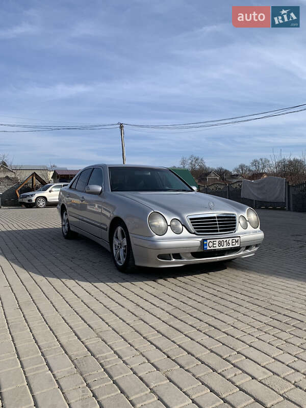 Седан Mercedes-Benz E-Class 2002 в Недобоївцях