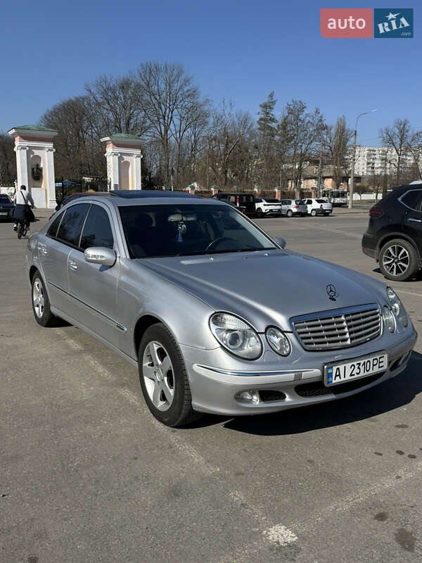 Седан Mercedes-Benz E-Class 2002 в Таращі