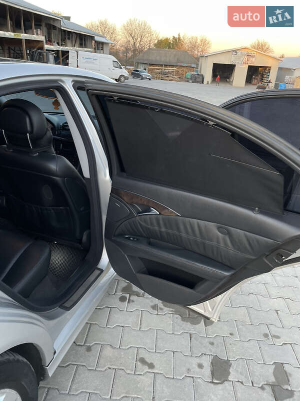 Седан Mercedes-Benz E-Class 2003 в Сокирянах