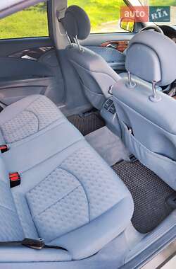 Седан Mercedes-Benz E-Class 2003 в 