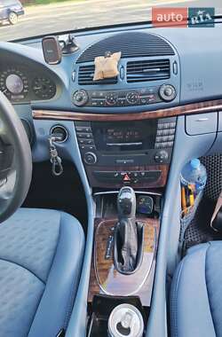 Седан Mercedes-Benz E-Class 2003 в 