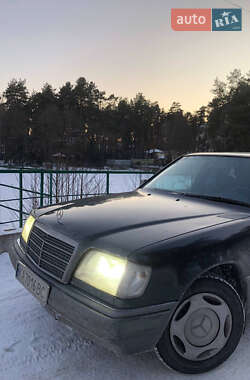 Седан Mercedes-Benz E-Class 1988 в 