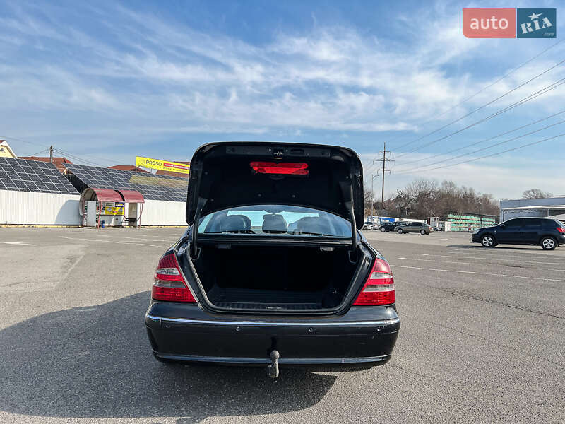 Седан Mercedes-Benz E-Class 2005 в Ужгороде