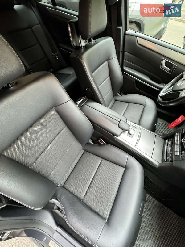 Седан Mercedes-Benz E-Class 2013 в Києві фото 3 Седан Mercedes-Benz E-Class 2013 в Києві