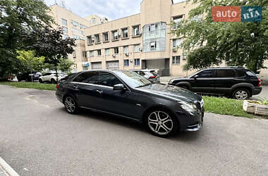 Седан Mercedes-Benz E-Class 2013 в Києві