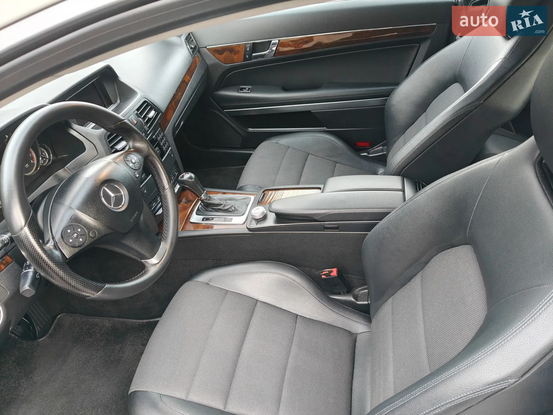 2010 Mercedes-Benz E-klasse - мініатюра 29
