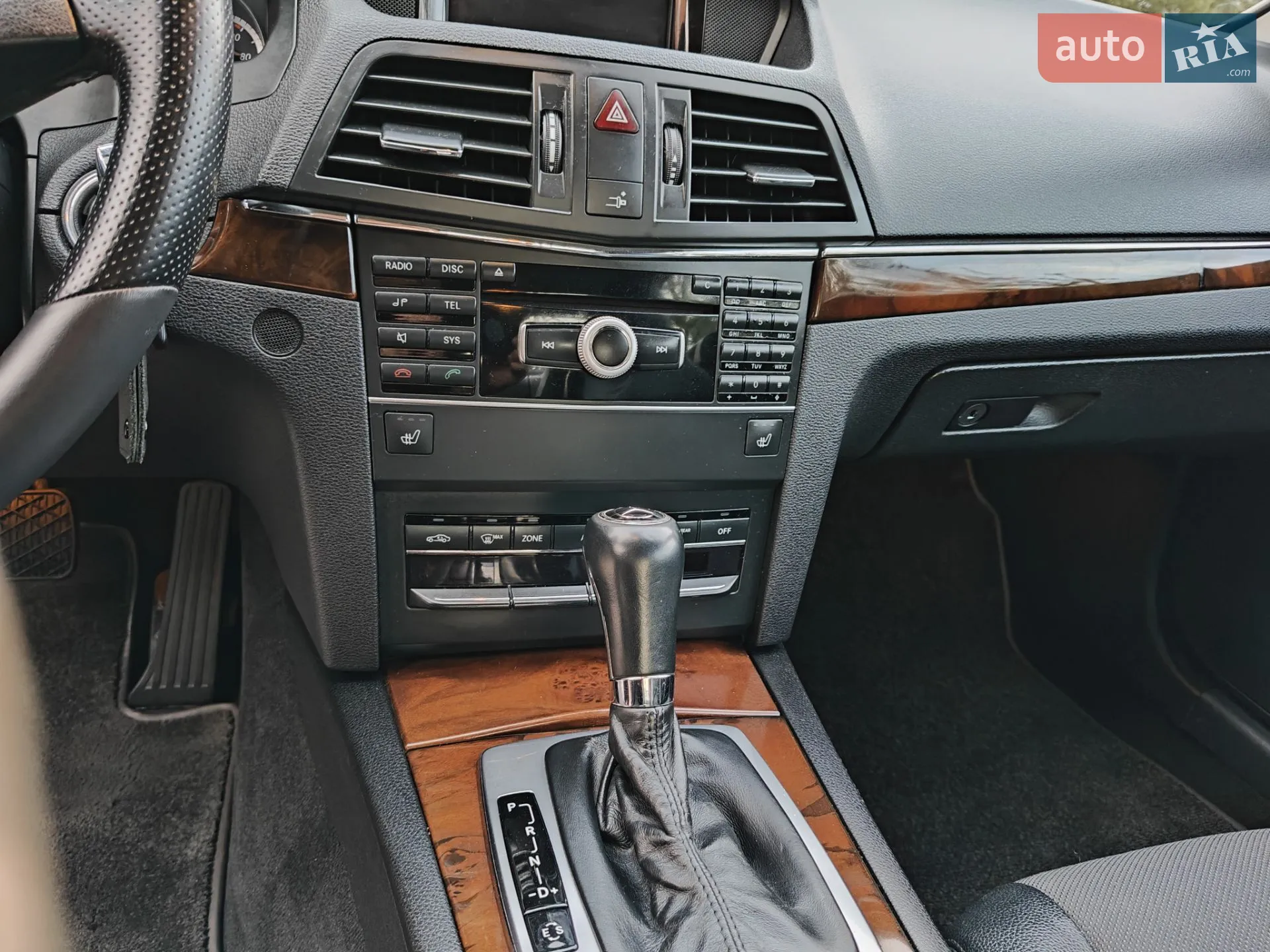 2010 Mercedes-Benz E-klasse - мініатюра 38