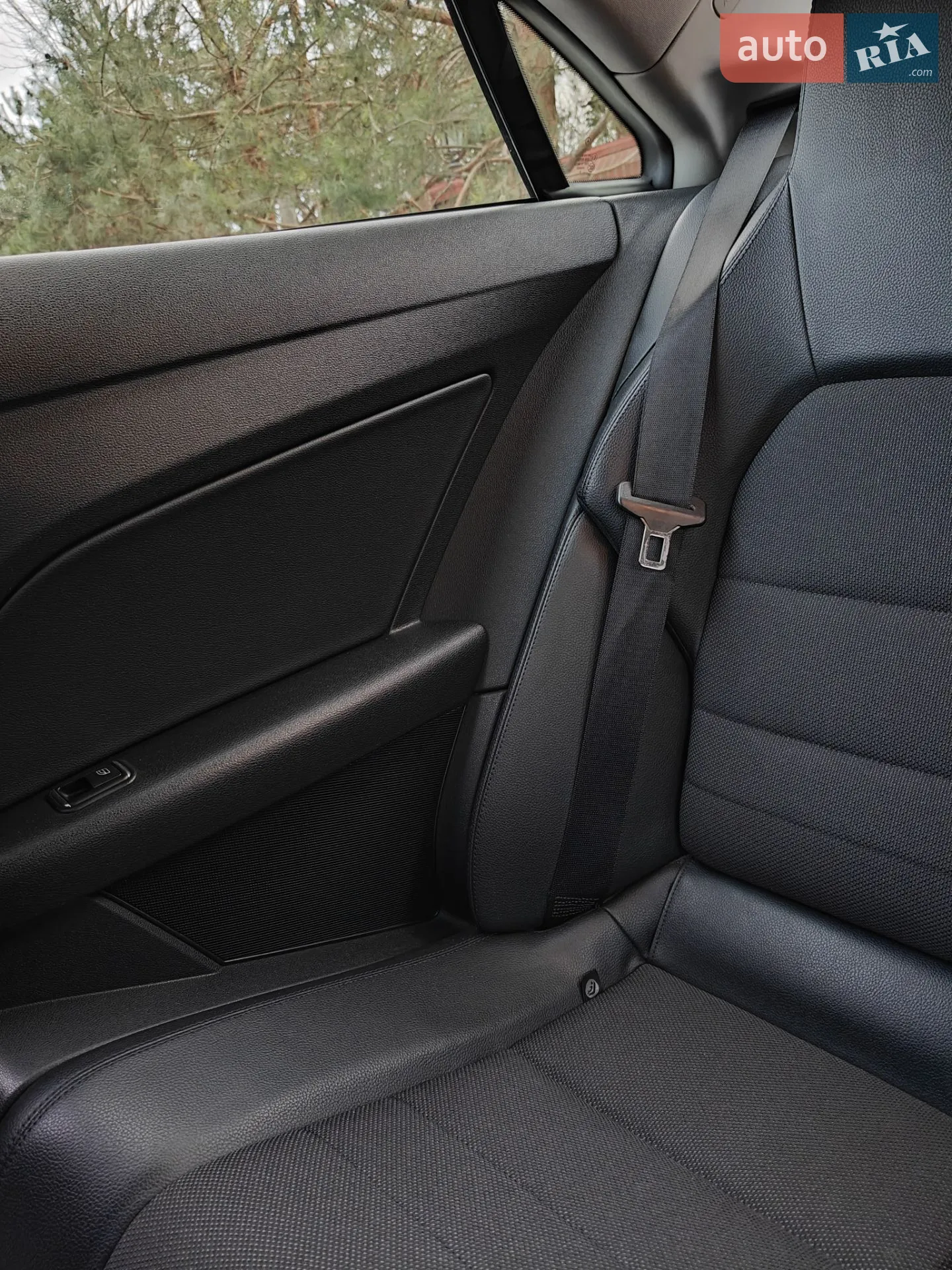 2010 Mercedes-Benz E-klasse - мініатюра 60