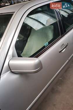 Седан Mercedes-Benz E-Class 1999 в 