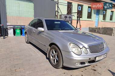 Седан Mercedes-Benz E-Class 2003 в Гайвороні