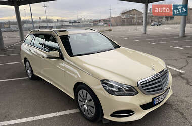 Универсал Mercedes-Benz E-Class 2013 в Черновцах