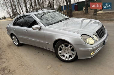 Седан Mercedes-Benz E-Class 2002 в 